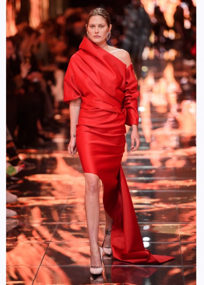 موديلات فساتين باللون الاحمر لاطلالتك في العيد مطبعة بالورود من Sonia Rykiel