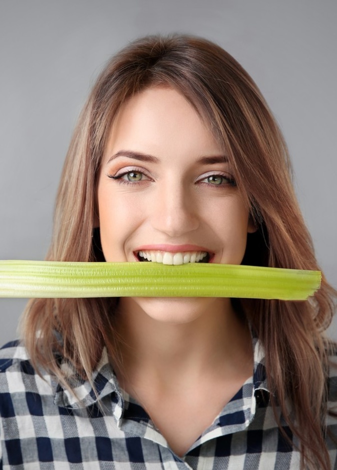 فوائد الكرفس الصحية للعروس