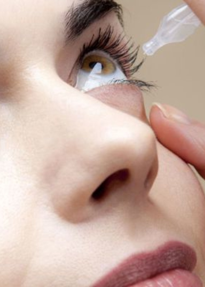 حكم صيام من إستخدم قطرة العين أو الأنف في نهار رمضان