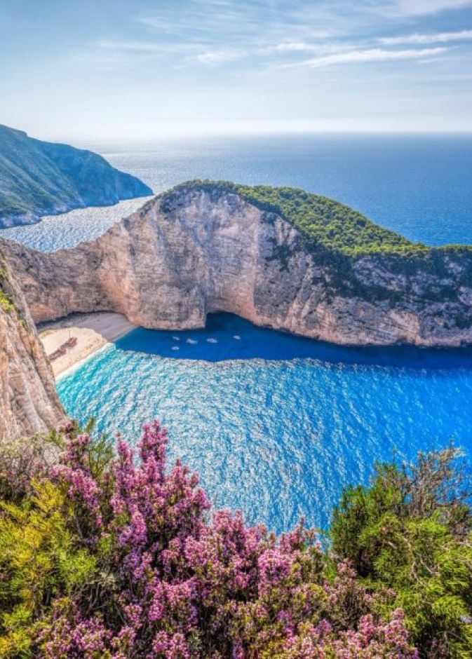 اجمل شواطئ العالم لشهر العسل - شاطئ الرمال الشوداء في فيك ايسلندا