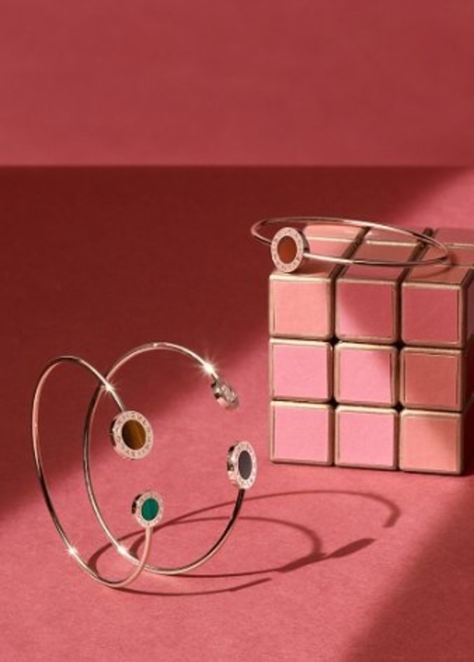 مجموعة أساور لا نظير لها من Bvlgari 