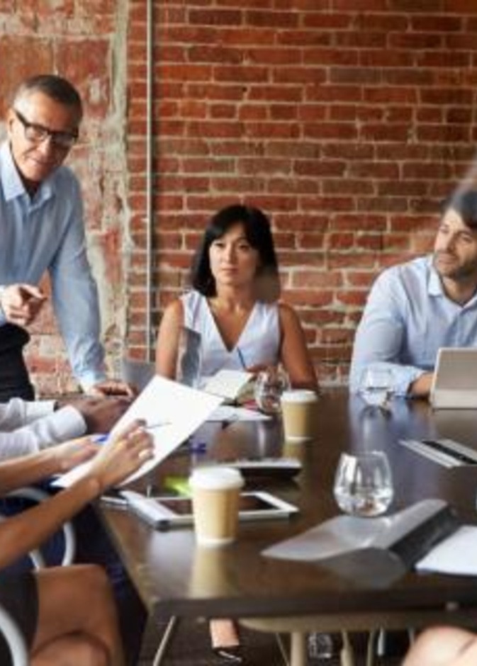 مولود برج الجوزاء بحاجة الى بيئة عمل ديناميكية