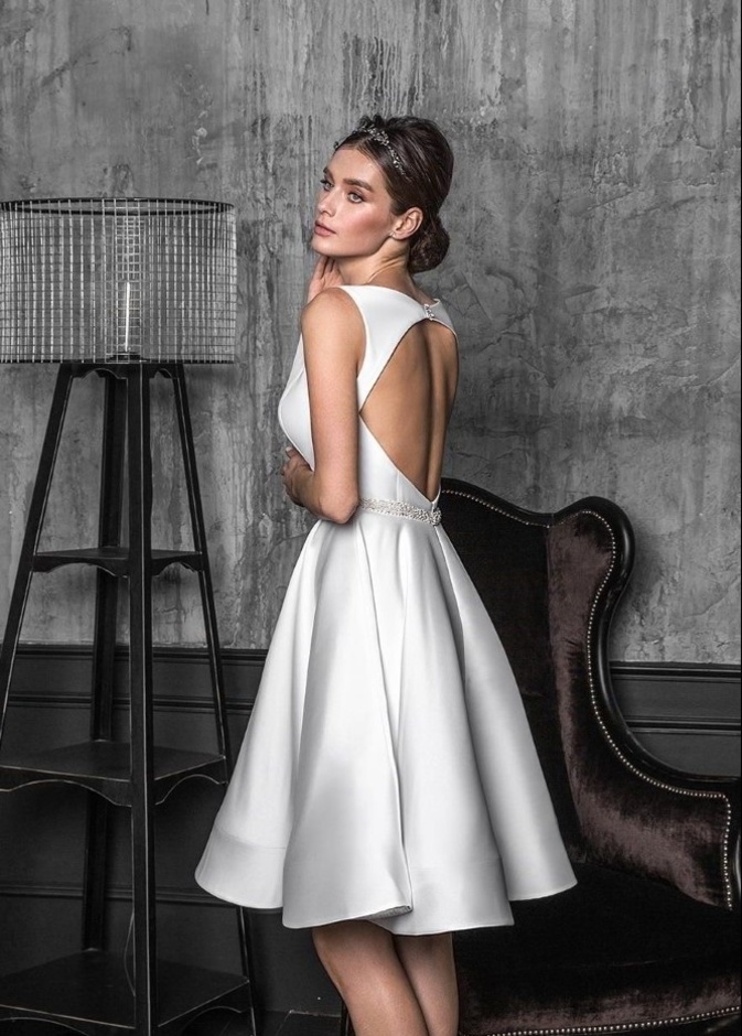 فستان من danielle frankel 