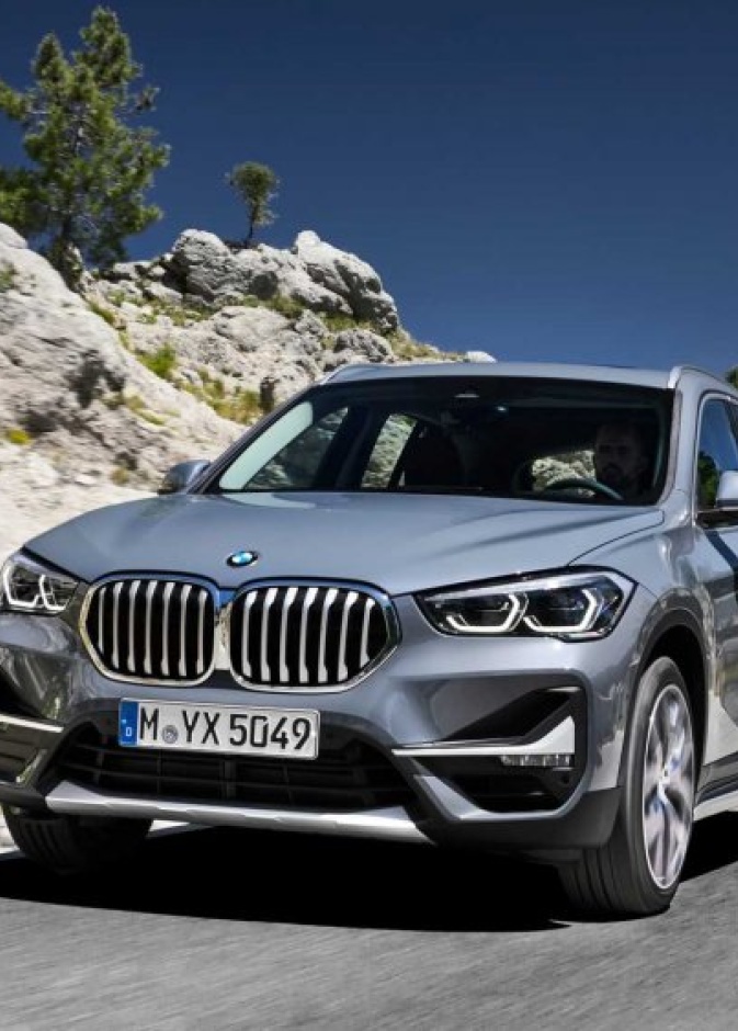 بي إم دبليو تعدل سيارات الكروس أوفر X1