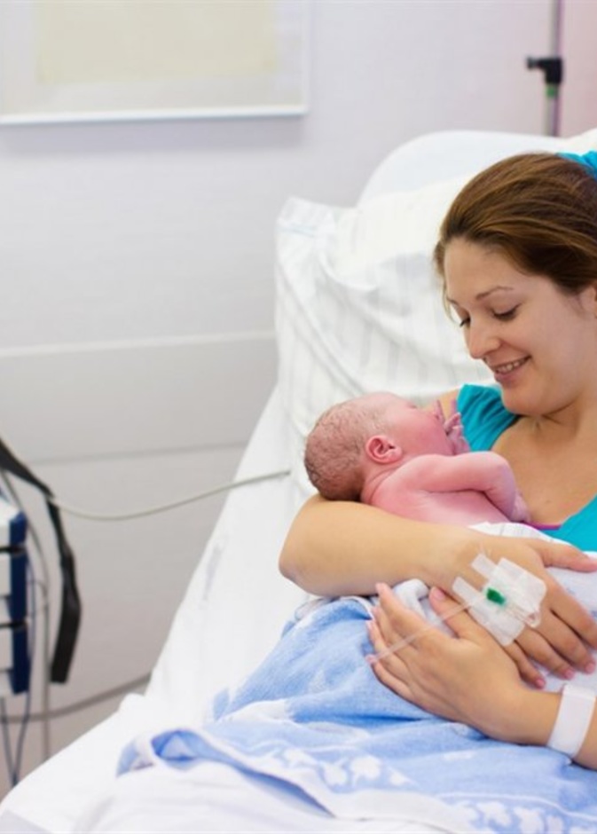 ما هي أسباب الولادة في الشهر الثامن؟