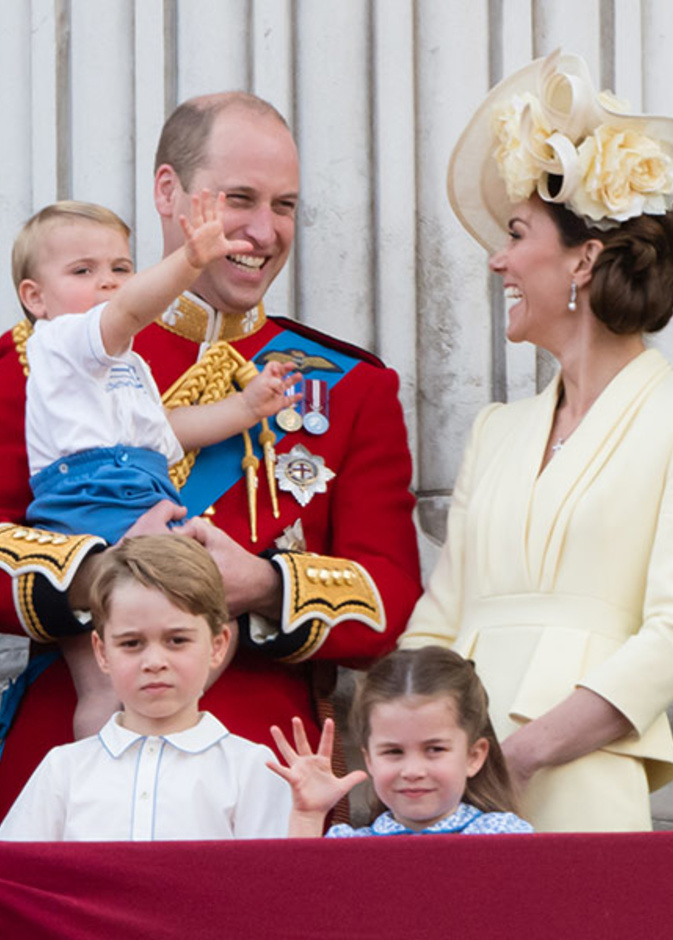  إطلالة الأمير جورج والأميرة تشارلوت