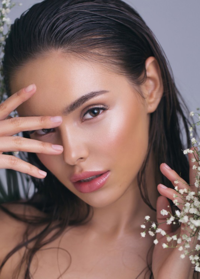 إضاءة البشرة بطرق مختلفة وجذابة