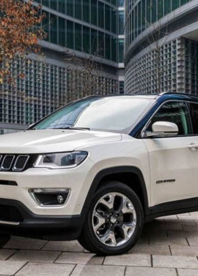 قودي حياتك مع جيب كومباس السيارة الأمثل للمرأة السعودية