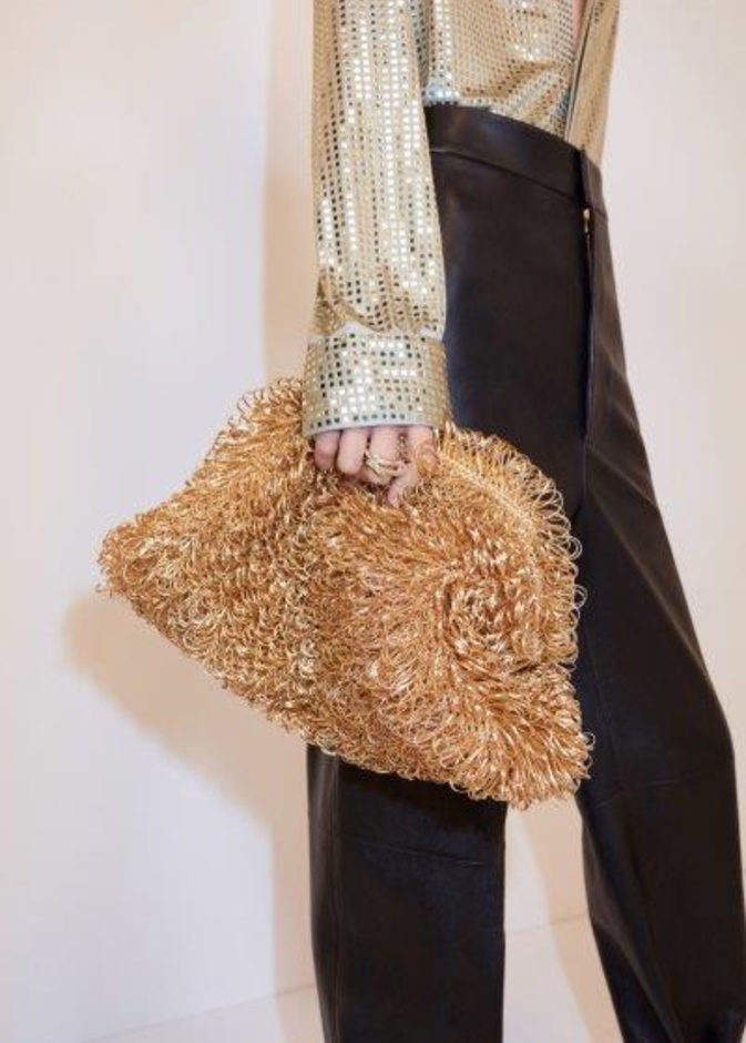 مجموعة Bottega Venetaلما قبل ربيع 2020.. استمرار وتطور وصقل