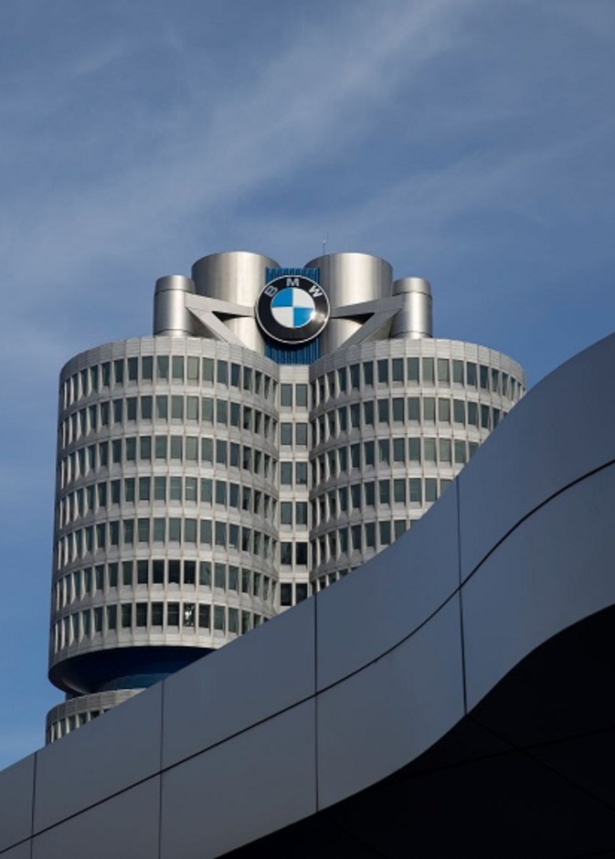 مجموعة BMW وجاغوار لاند روفر تطوران الجيل القادم من تكنولوجيا السيارات الكهربائية