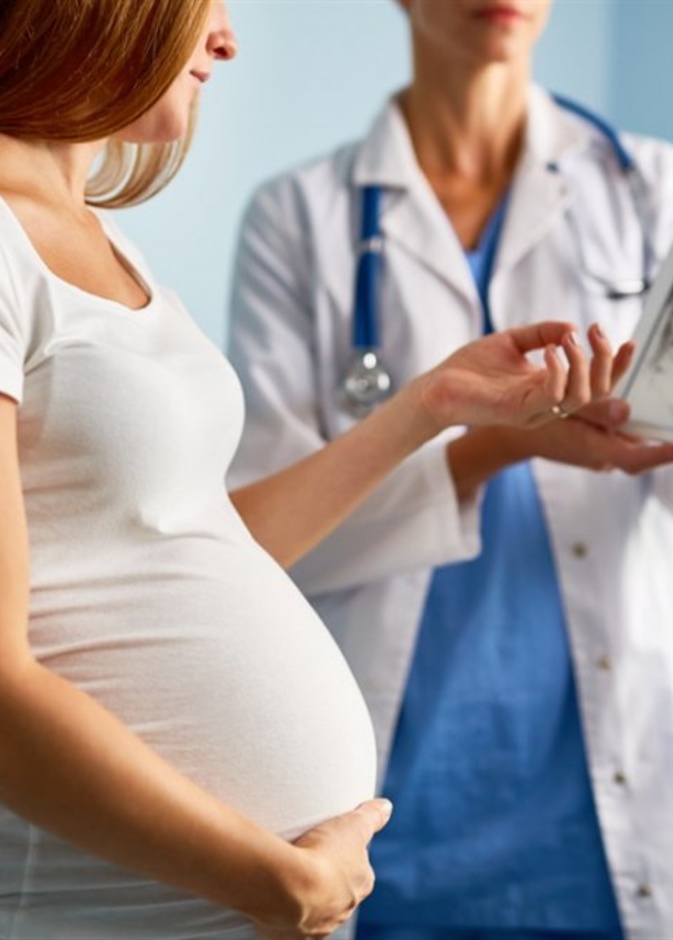 ما هي أسباب نزول المشيمة وما هو تأثيرها على الجنين