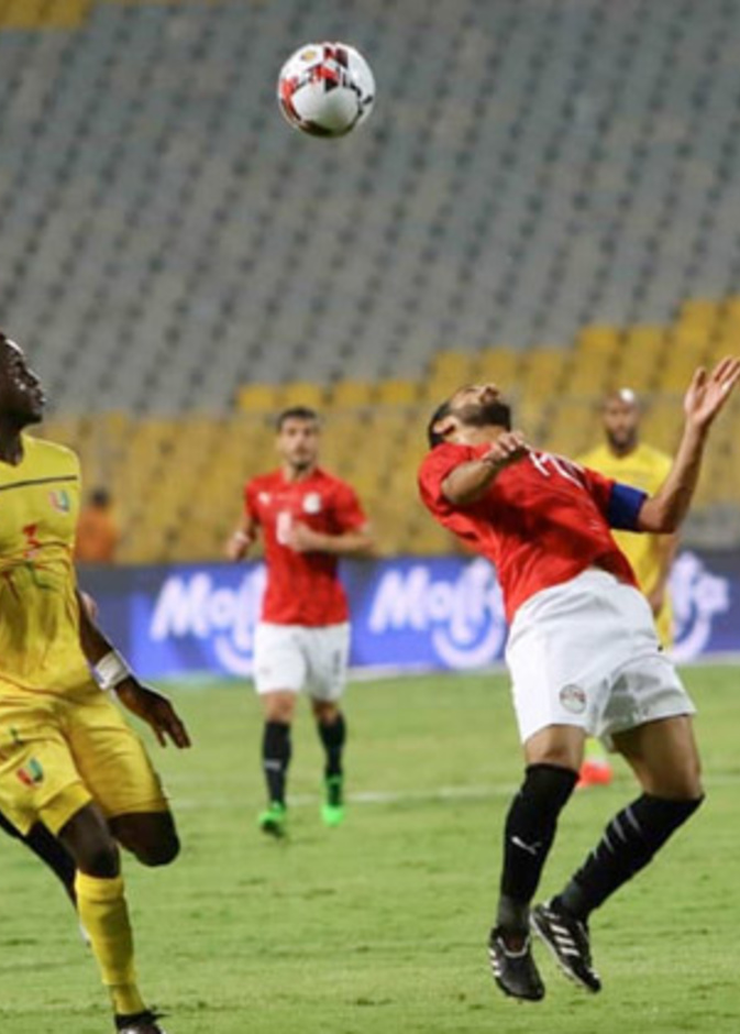 الجزائر تهزم مالي بثلاثية