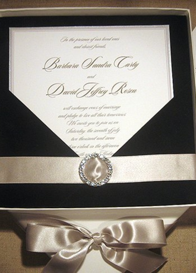 اختارا العبارات الكلاسيكية أو الحديثة فكلاهما يناسب زفاف صيف 2019