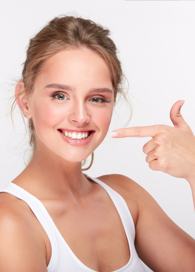 أسنانك من أول الأشياء التي يلاحظها الناس ؛ إنها علامة على الصحة بالإضافة إلى الثقة