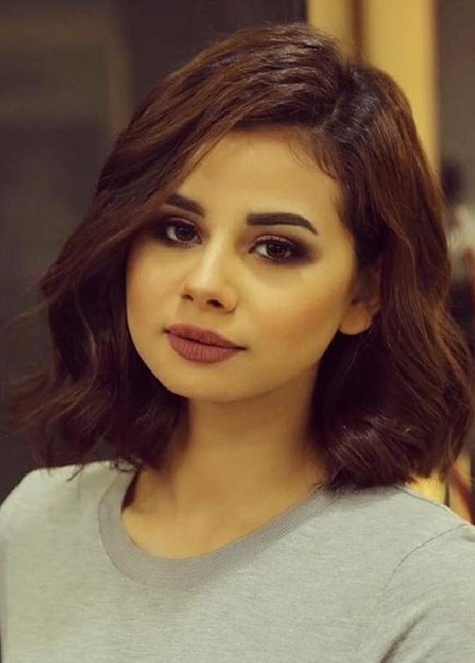 هل من شبه بين منة عرفة وسيلينا غوميز