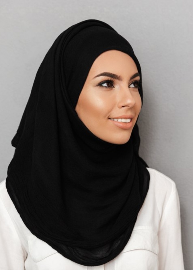 ابرز النصائح لوضع مكياج نهاري بسيط للمرأة السعودية التي تقود السيارة