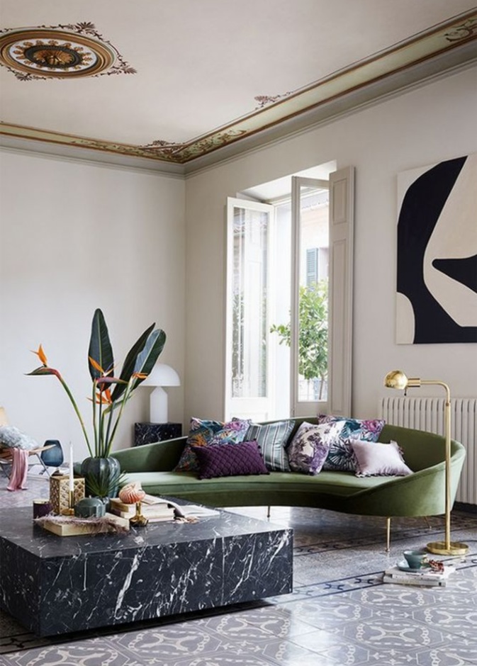 اكسسوارات لتزيين كنب غرفة المعيشة