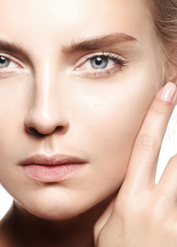 استفيدي من الطماطم لازالة حروق الشمس وتبييض البشرة