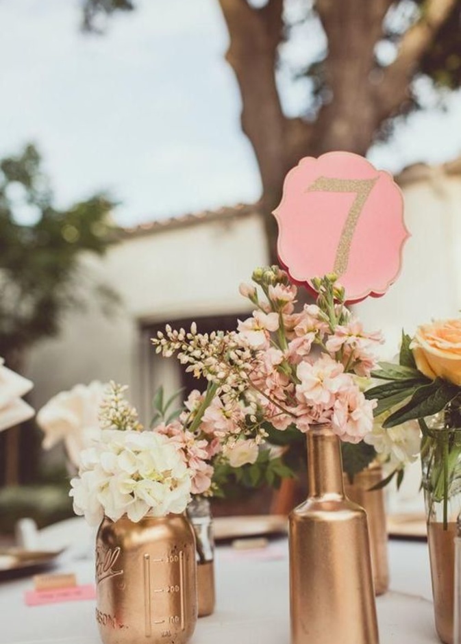 الالوان المرحة تزين حفل زفافك