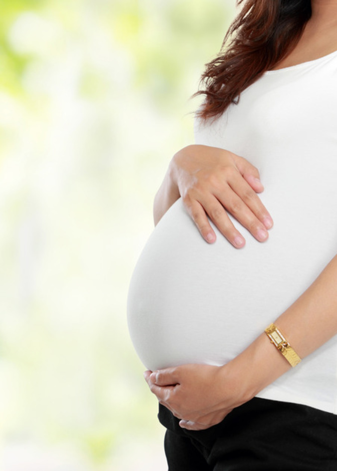 أهم فيتامينات الشهر الثامن من الحمل