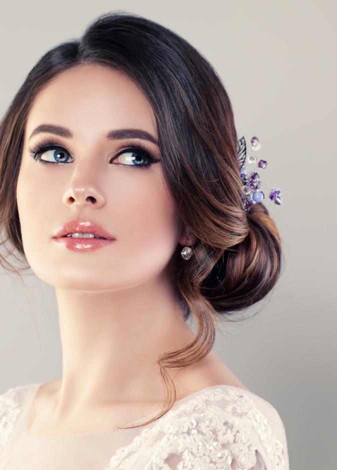كل عروس تحلم ببشرة نضرة في يوم الزفاف
