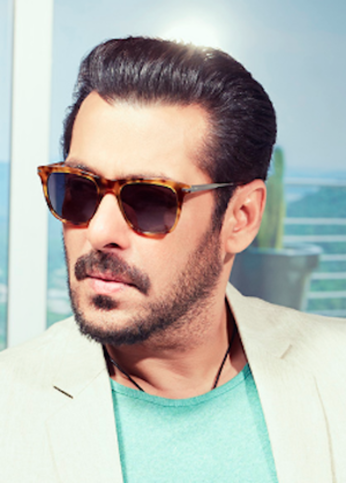 الصحفي يتهم سلمان خان بالتعدي عليه بالضرب