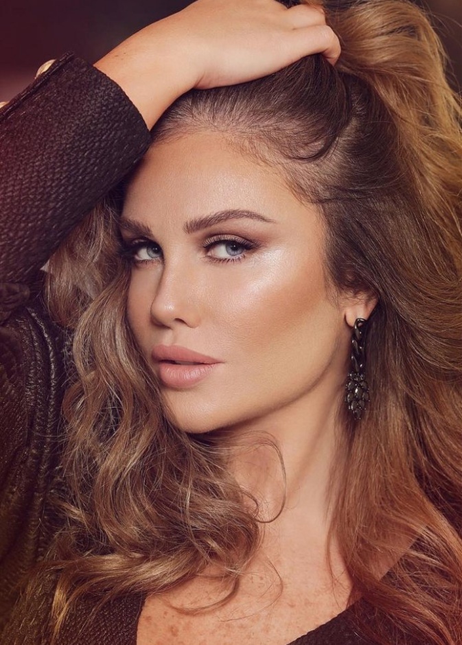 من أبرز إطلالات نيكول سابا الجمالية