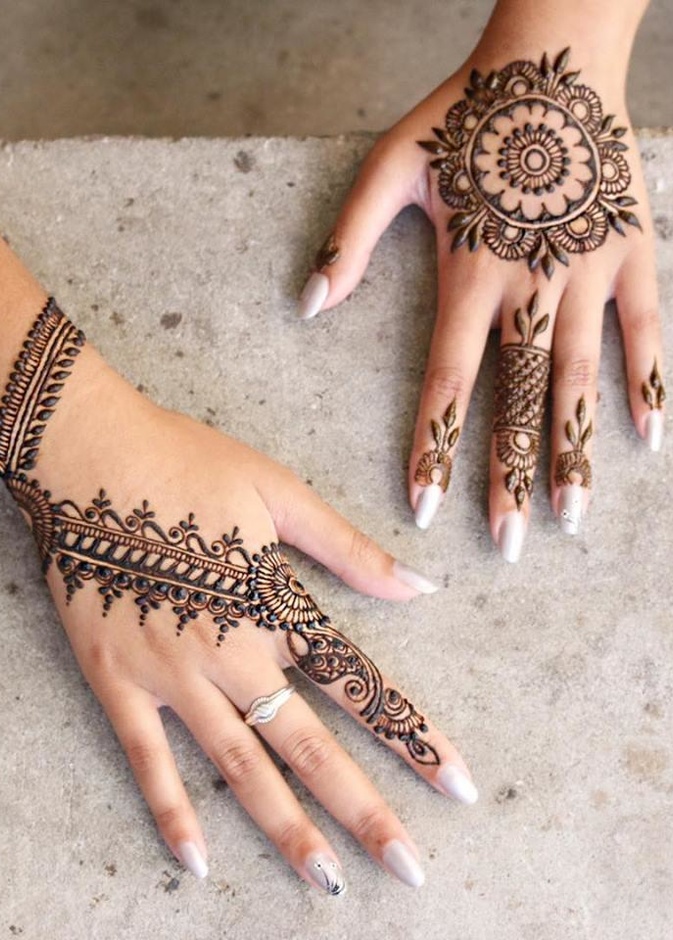 استخدمي التصاميم الدائرية للحنة