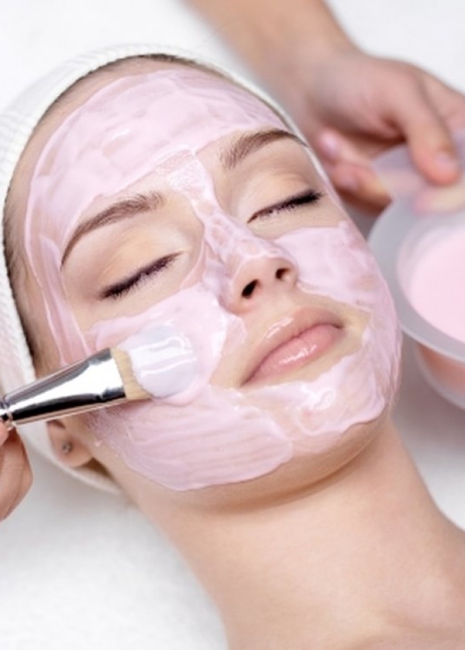 الماسكات الطبيعية من اهم الوسائل التي تحمي بشرتك من الجفاف