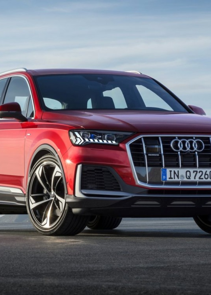 أدخلت "Audi" جملة من التعديلات الخارجية والداخلية على "Q7" 2020