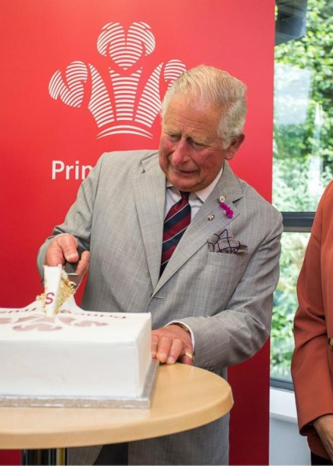 الأمير تشارلز يحتفل بذكرى مرور 50 عام على تنصيبه أميرا لويلز