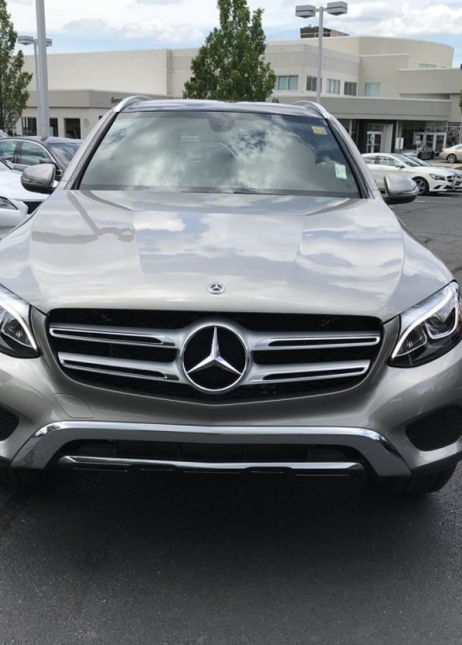 سيارات GLS الرباعية الدفع وهي من أكثر السيارات الفارهة تميزا في العالم حتى الآن