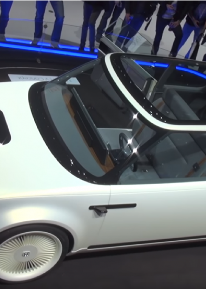 سيارة كهربائية من هوندا