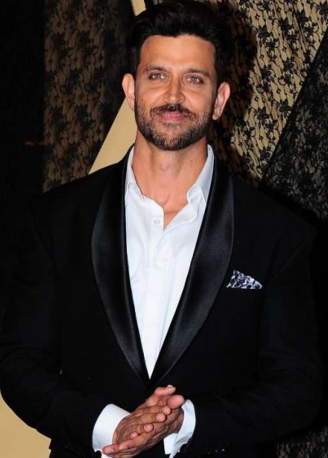  اتهام الممثل الهندي هريثيك روشان Hrithik Roshan بالنصب