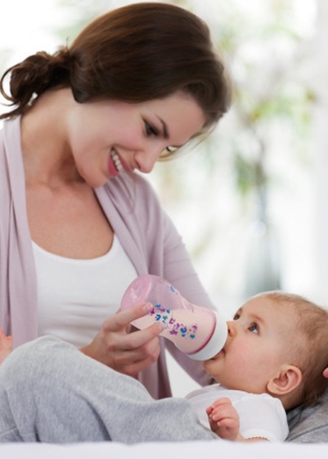 أخطاء تسبب كثرة الغازات للطفل الرضيع