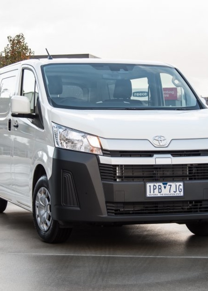 toyota hiace 2019