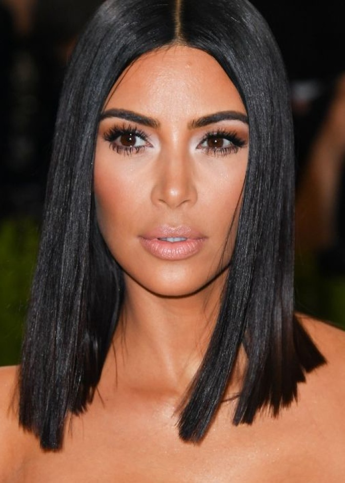 مكياج يناسب الشعر الاسود