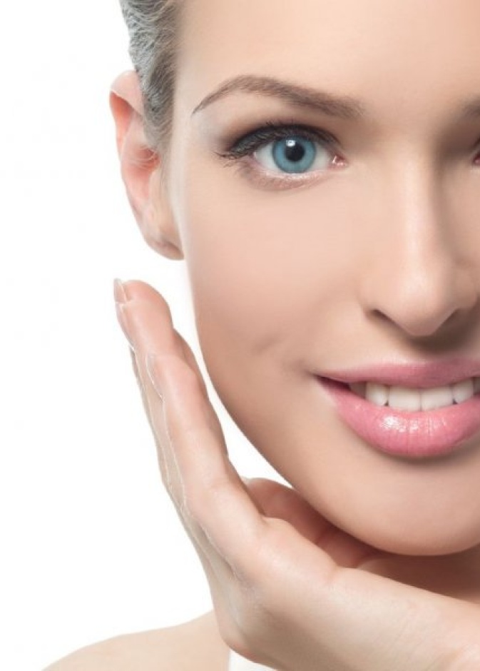 اسوداد الشفايف