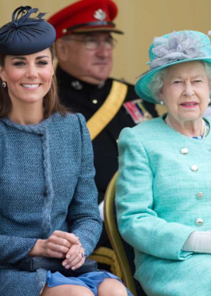 ملكة بريطانيا سمحت لكيت ميدلتون بمخالفة البروتوكولات الملكية في بالمورال