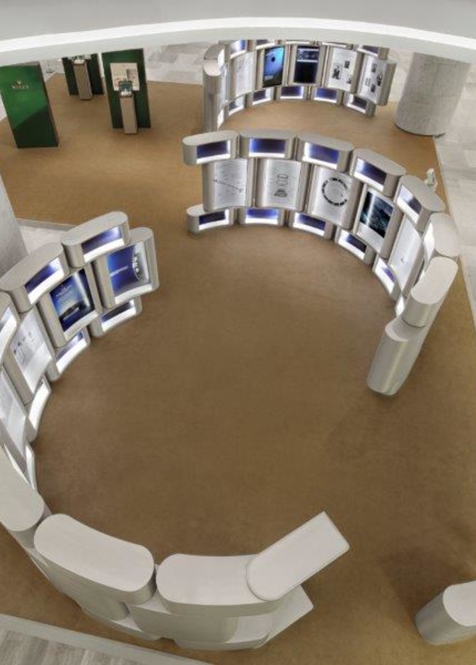 أحمد صديقي وأولاده تعلن عن مشاركة رولكس في أسبوع دبي للساعات