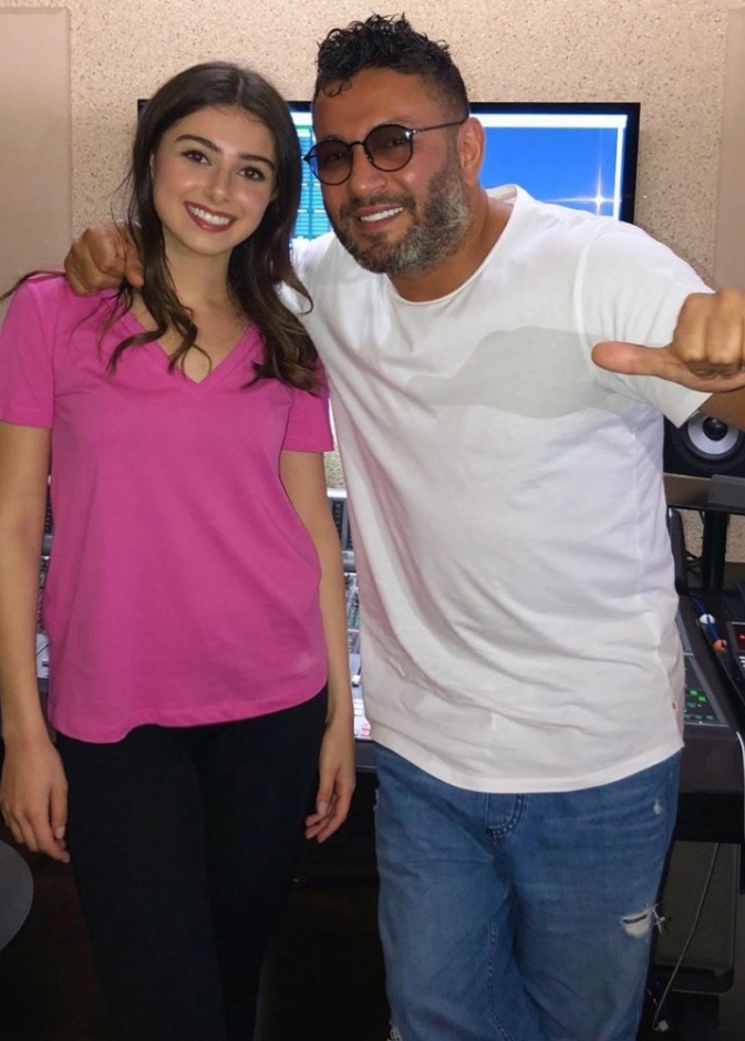 ماريتا الحلاني تنشر صورة لها مع زياد برجي في الاستديو أثناء تسجيلها أغنية جديدة