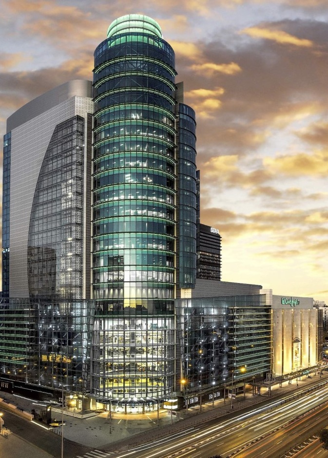 متجر El Corte Inglés متعدد الطوابق