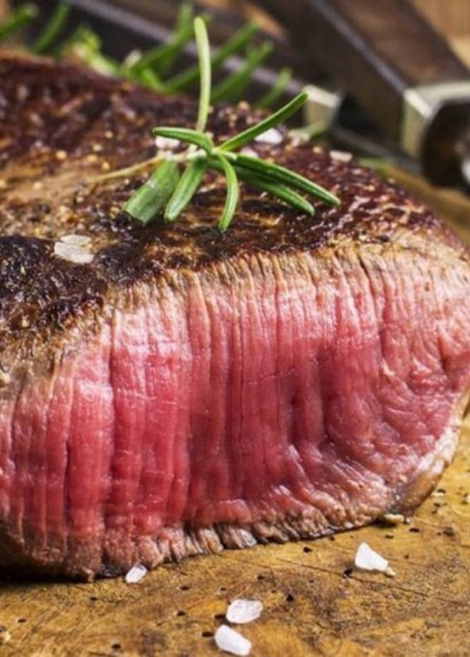 كمية السعرات الحرارية في اللحم المشوي و كيفية تناوله بطريقة صحية