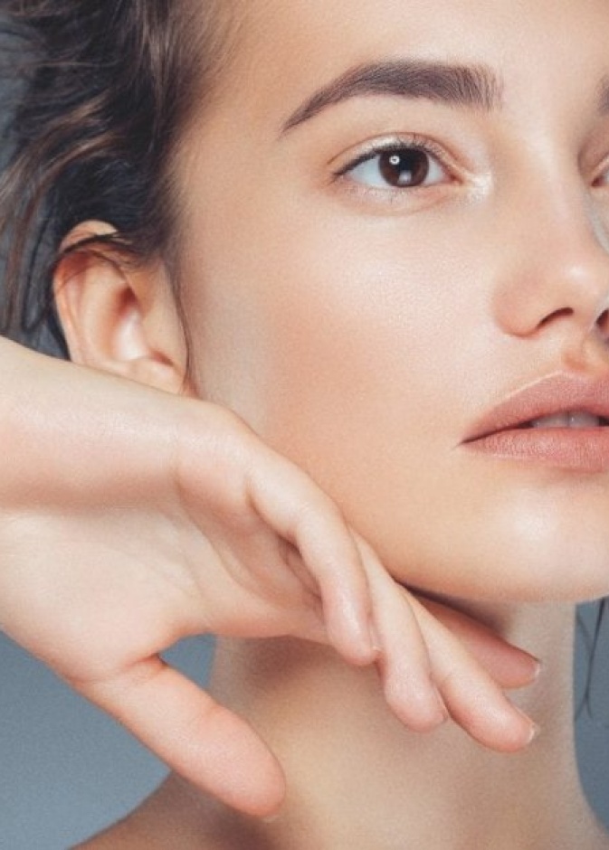  استخدمي زيت المشمش لشد البشرة