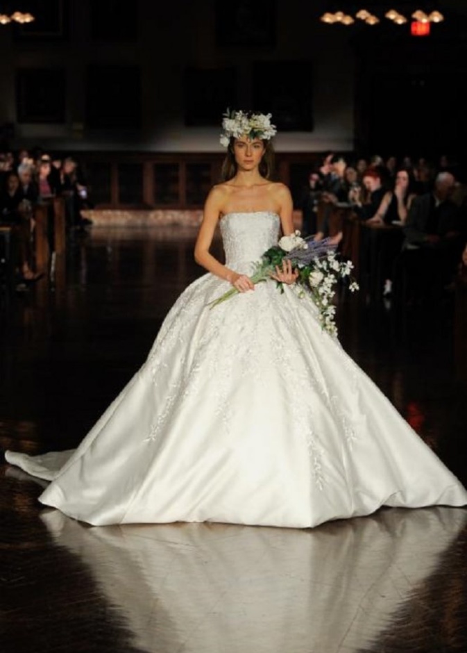 ines di santo فساتين من