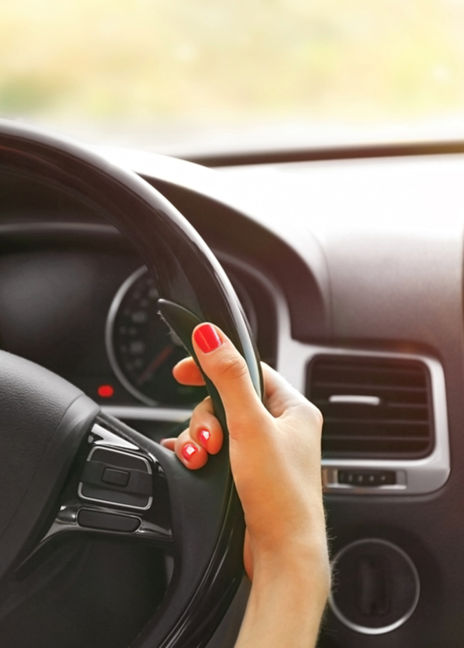  كيف تتعامل مع الانفجار المفاجئ لإطارات السيارات