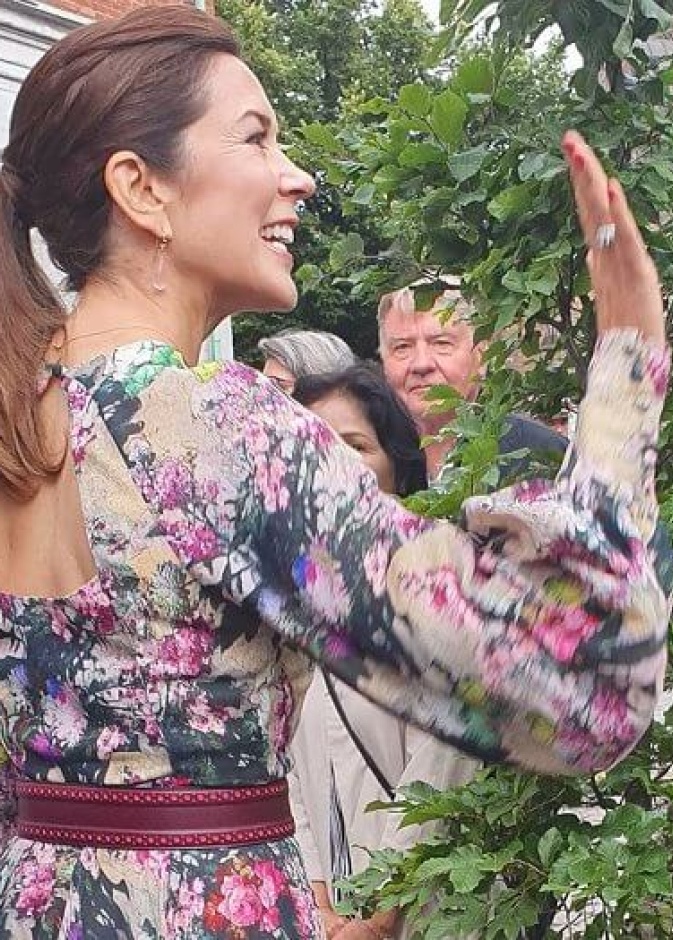 الأميرة ماري تفتح مهرجان أودنس للزهور لعام 2019