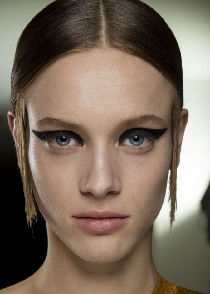 مكياج عيون سموكي