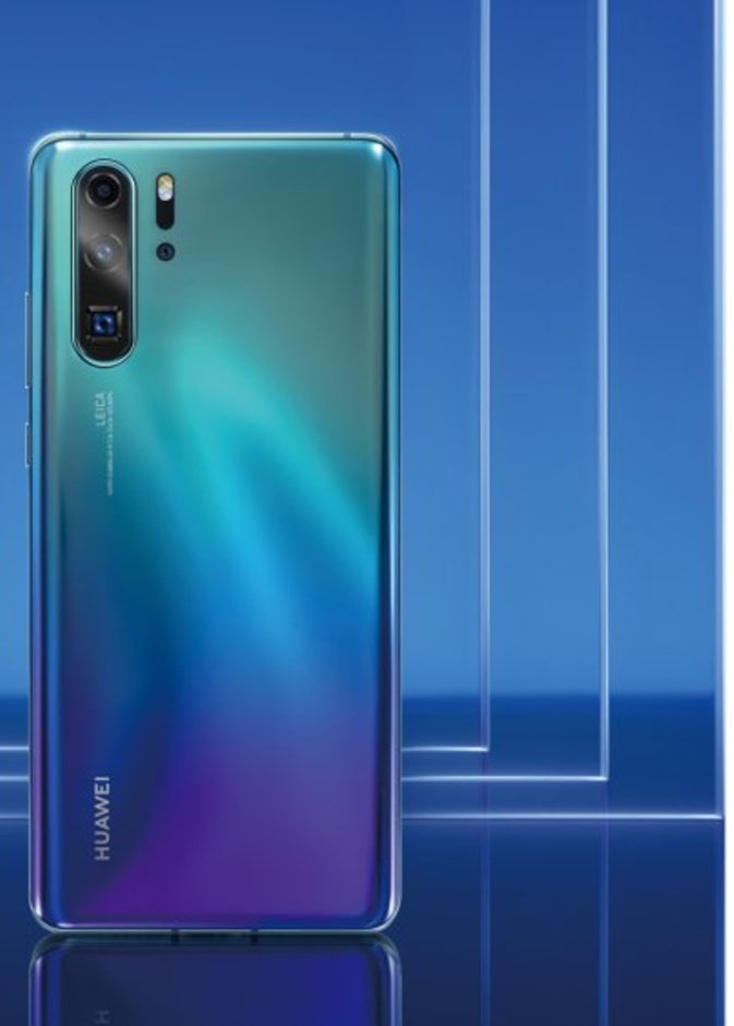 هواوي تفوز بجائزة أفضل هاتف ذكي في العام عن هاتف HUAWEI P30 Pro
