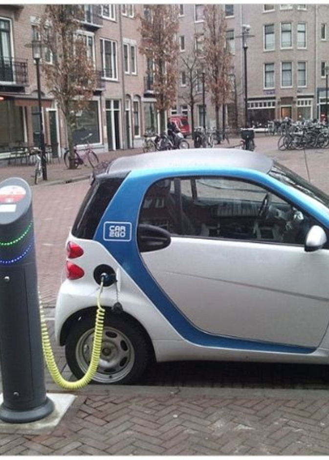 السيارات الكهربائية أغلى بكثير من نظيراتها